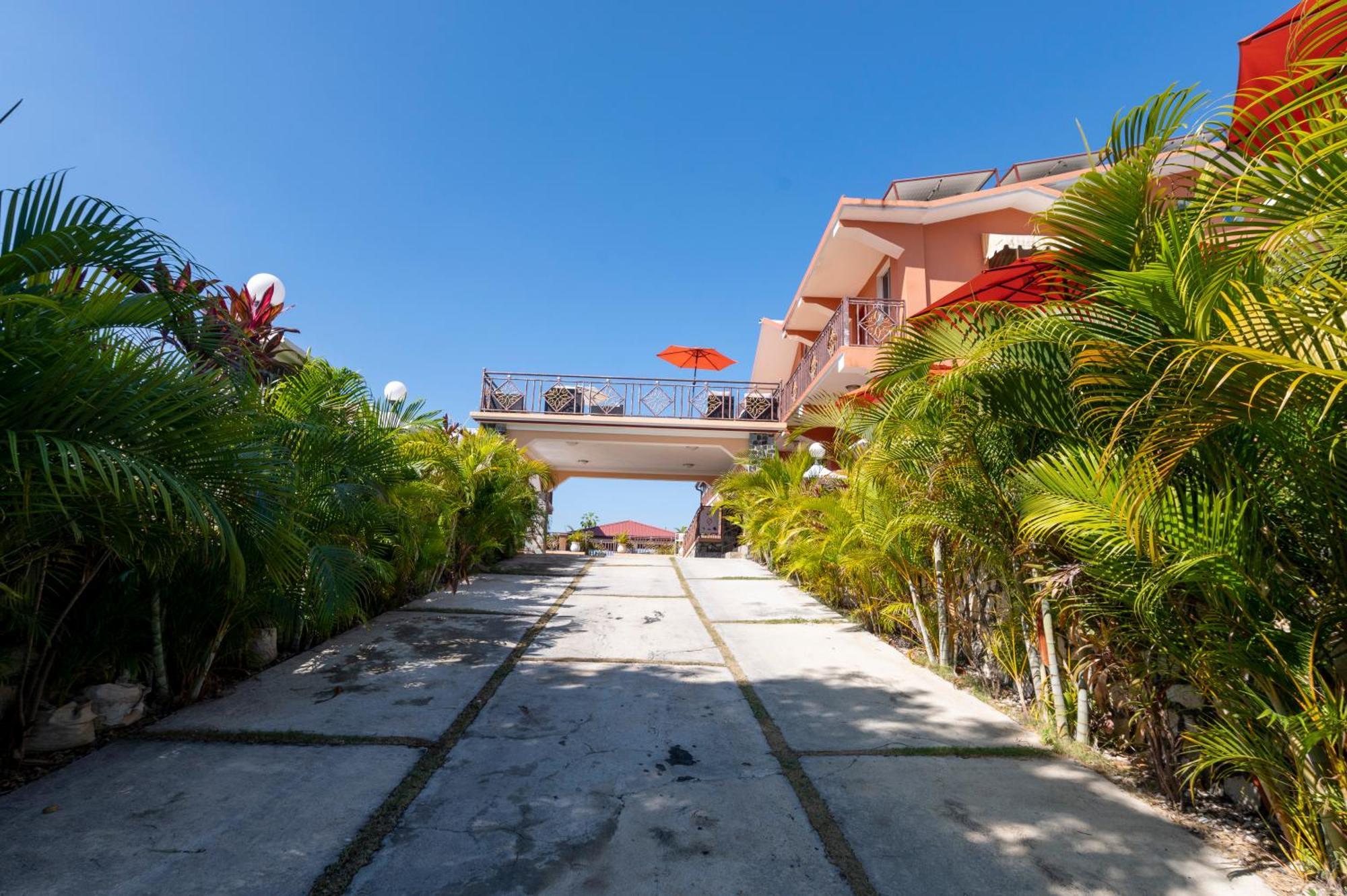 Vivy Hill'S Hotel Port-au-Prince Buitenkant foto
